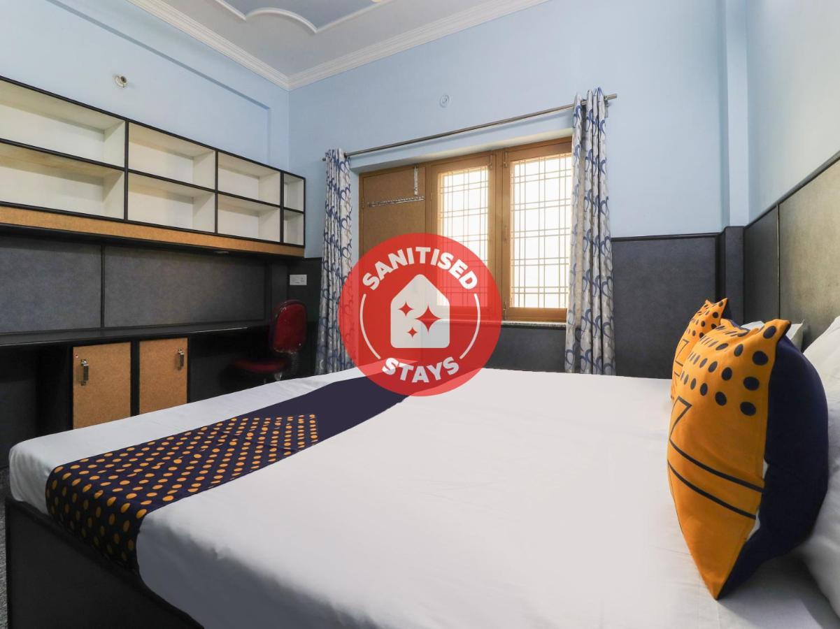Spot On 82236 Aryan Home Stay Jhājra Exterior foto