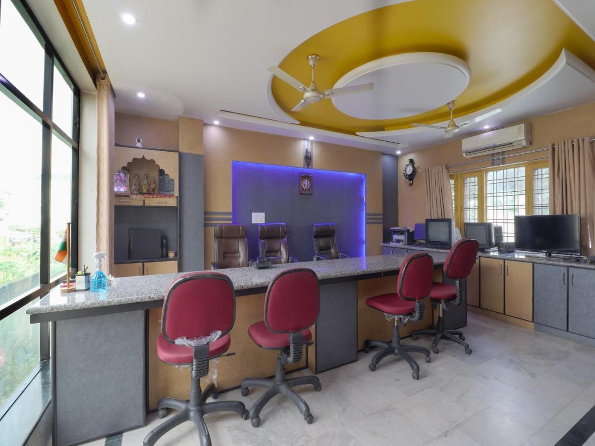 Spot On 82236 Aryan Home Stay Jhājra Exterior foto